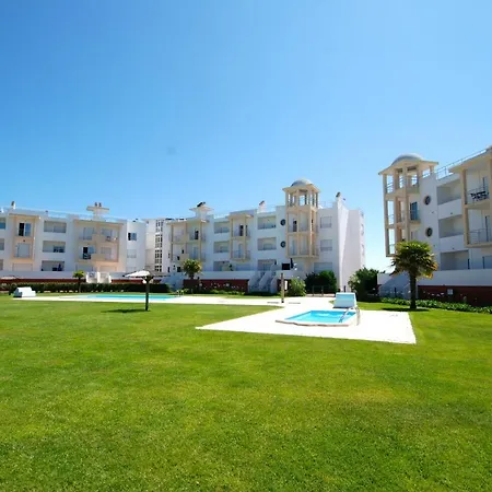 Marina - 3 Bedroom Sea View In Complex With Pools 아파트 나자레